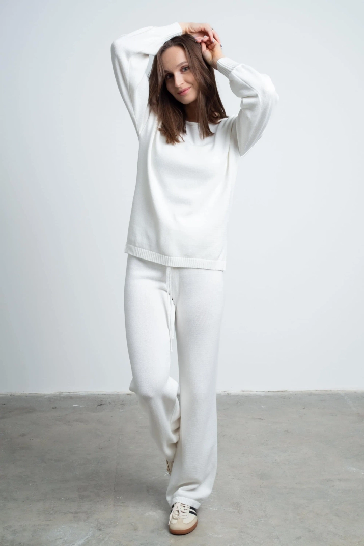 Dzianinowy komplet ecru FLORES