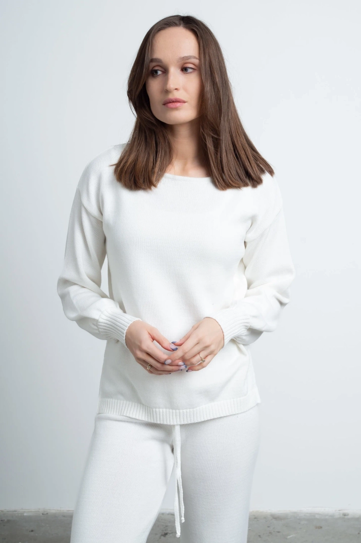 Bawełniany sweter oversize z dekoltem ecru FLORES